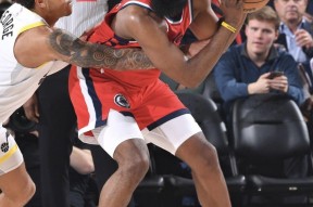 九游-包含哈登爆冷击败尤文图斯，高光表现引爆全场！的词条