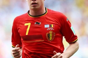 九游娱乐-包含德布劳内在美国队比赛中战术调整，连败引发热议！的词条